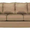 Signature Design by Ashley Darcy Casual Plush Sofa， Brown