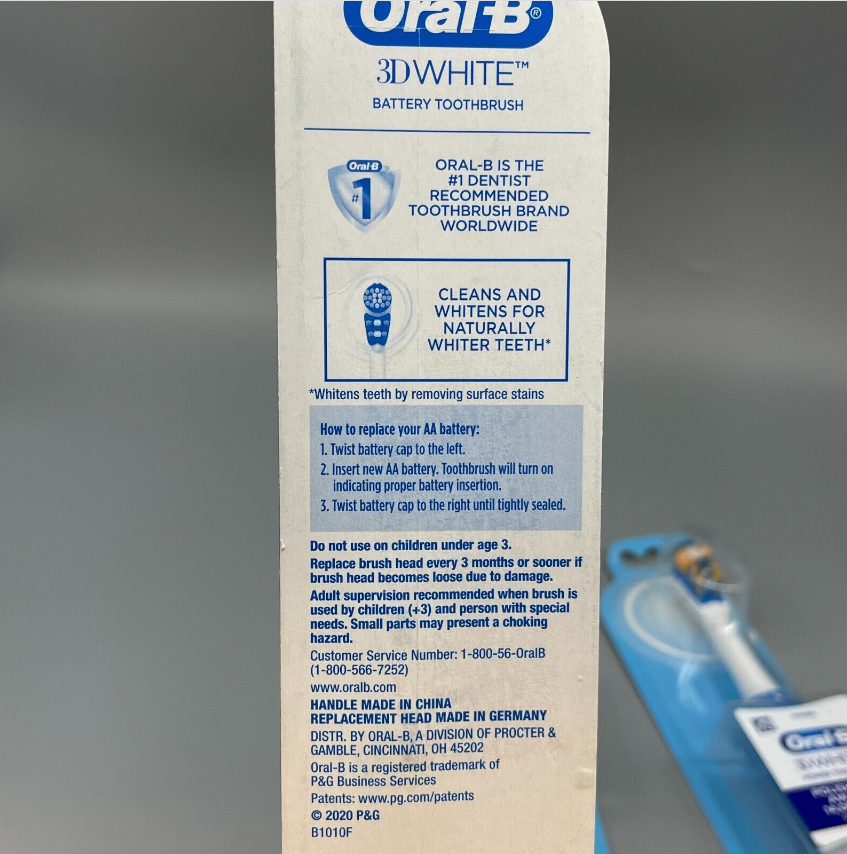 Oral-B 3D White BLUE Electric Toothbrush Polish Stains Away 3 PK + Battery - Image 3