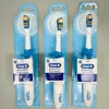 Oral-B 3D White BLUE Electric Toothbrush Polish Stains Away 3 PK + Battery